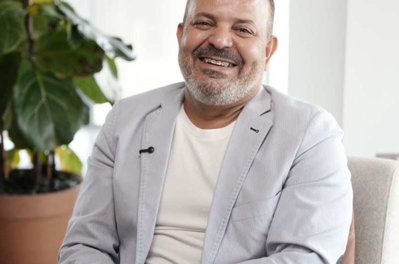 Alpha Doctor Noor: An Inspiring Success Story at the Heart of the UAE's Thriving Healthcare Sector Introduction: Amidst the tremendous development witnessed by the UAE's healthcare sector, which is focused on achieving the highest international standards, Alpha Doctor Noor has emerged as a pivotal player and a unique success story. Founded in Sharjah in 2017, the company embarked on an ambitious journey aimed at transforming the field of medical and healthcare outsourcing services, facilitating patients' access to the best healthcare providers in the region and beyond.